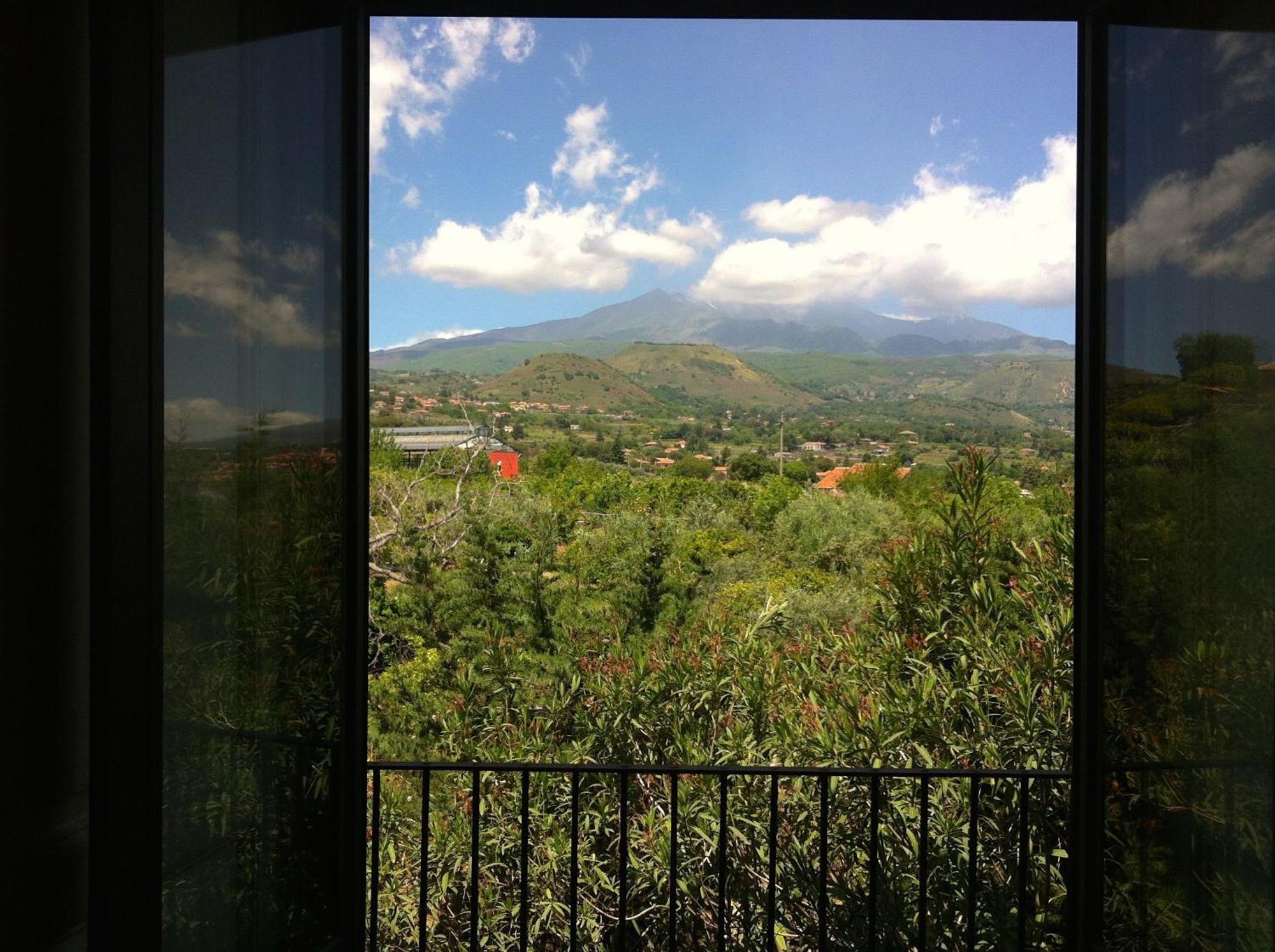 Villa Bonaccorso - Antica E Maestosa Villa Con Piscina Ai Piedi Dell'Etna วิอากรานเด ห้อง รูปภาพ