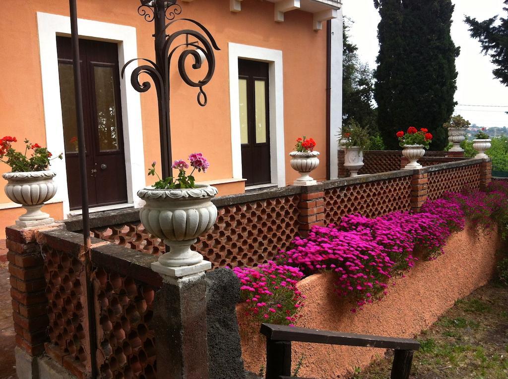Villa Bonaccorso - Antica E Maestosa Villa Con Piscina Ai Piedi Dell'Etna วิอากรานเด ห้อง รูปภาพ