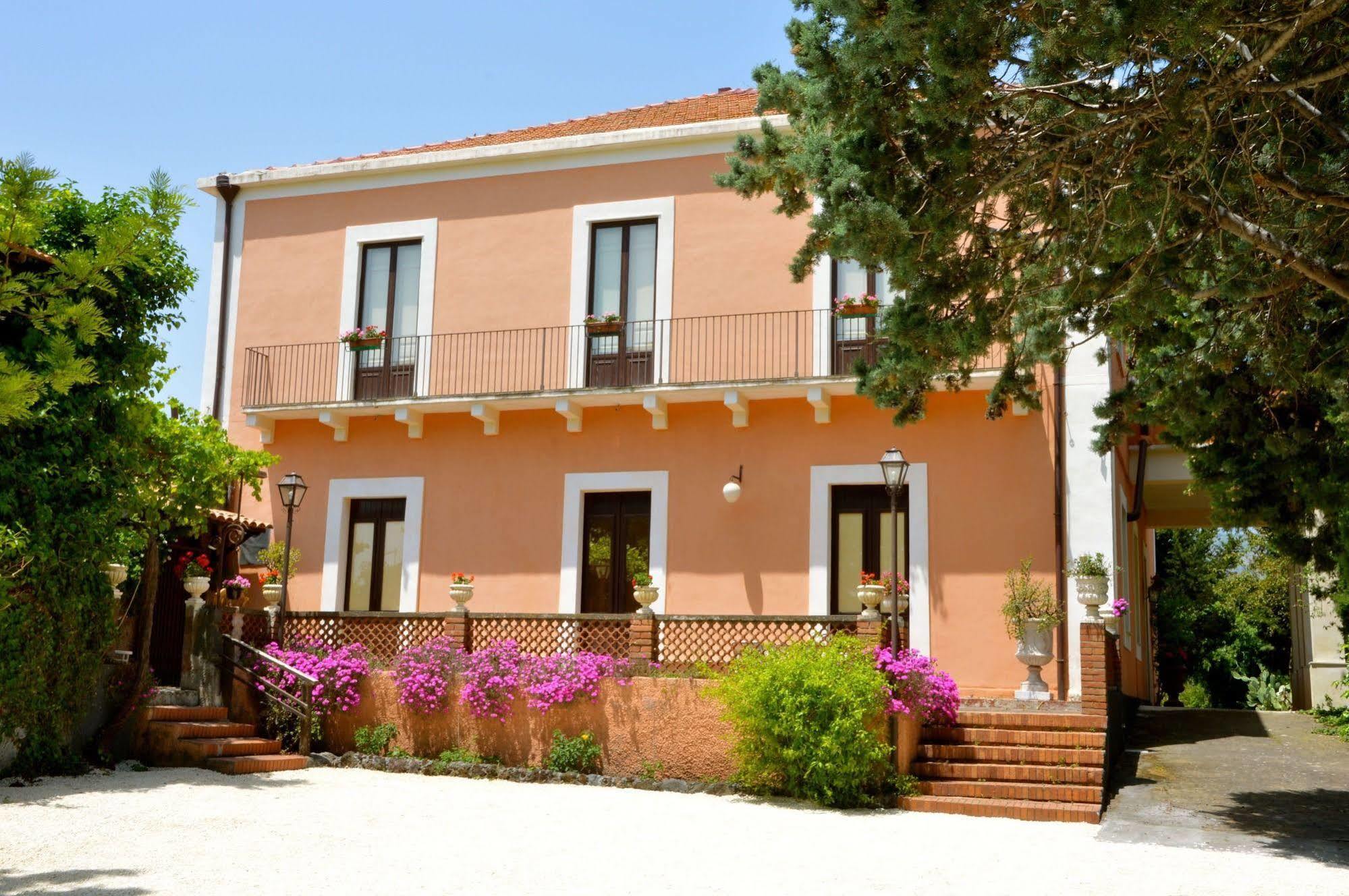 Villa Bonaccorso - Antica E Maestosa Villa Con Piscina Ai Piedi Dell'Etna วิอากรานเด ภายนอก รูปภาพ